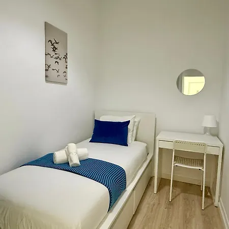 Travelers House * Lisbon