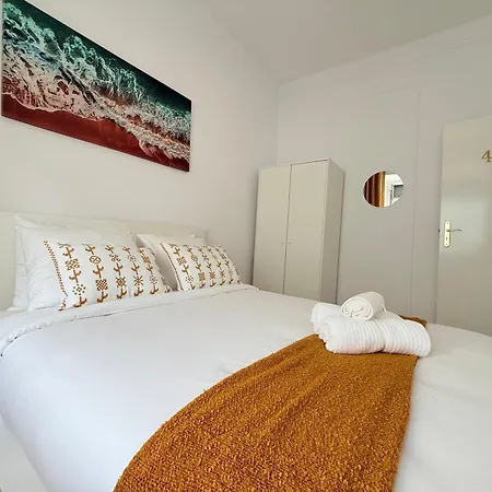 Travelers House בית אירוח